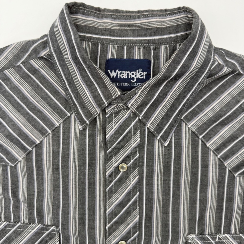 Wrangler Western Shirt Mens XL Gray Striped 76201AA Short Sleeve Pearl Snap Yoke